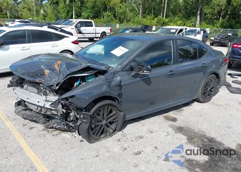 2025 Toyota Camry Se z USA, uszkodzony, nr VIN 4T1DAACKXSU555577